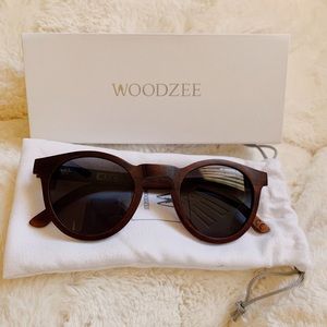 Woodzee Recycled Skateboard Sunglasses & Case